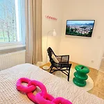 Apartment M8 Parkside Two