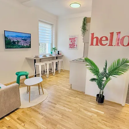 M8 Parkside Two * Graz