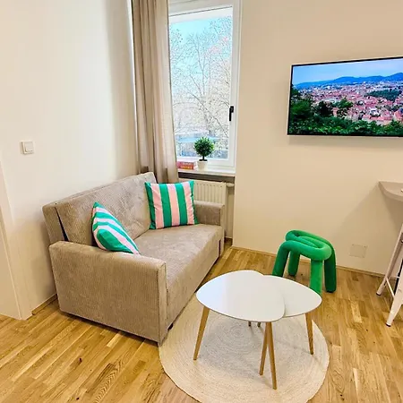 M8 Parkside Two Apartman Graz