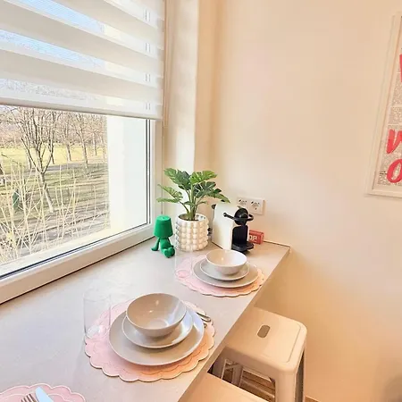 M8 Parkside Two Apartman