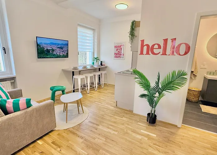 M8 Parkside Two * Graz